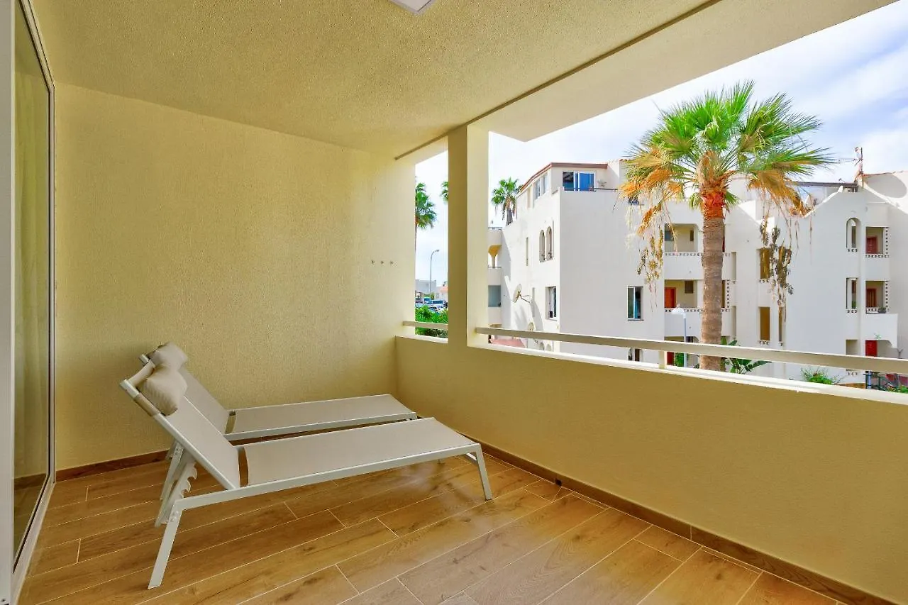 The Butterflies Of Sueno Azul Apartment Callao Salvaje